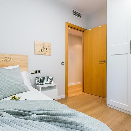 Top Family Apartment By Lofties Terrassa Exterior photo