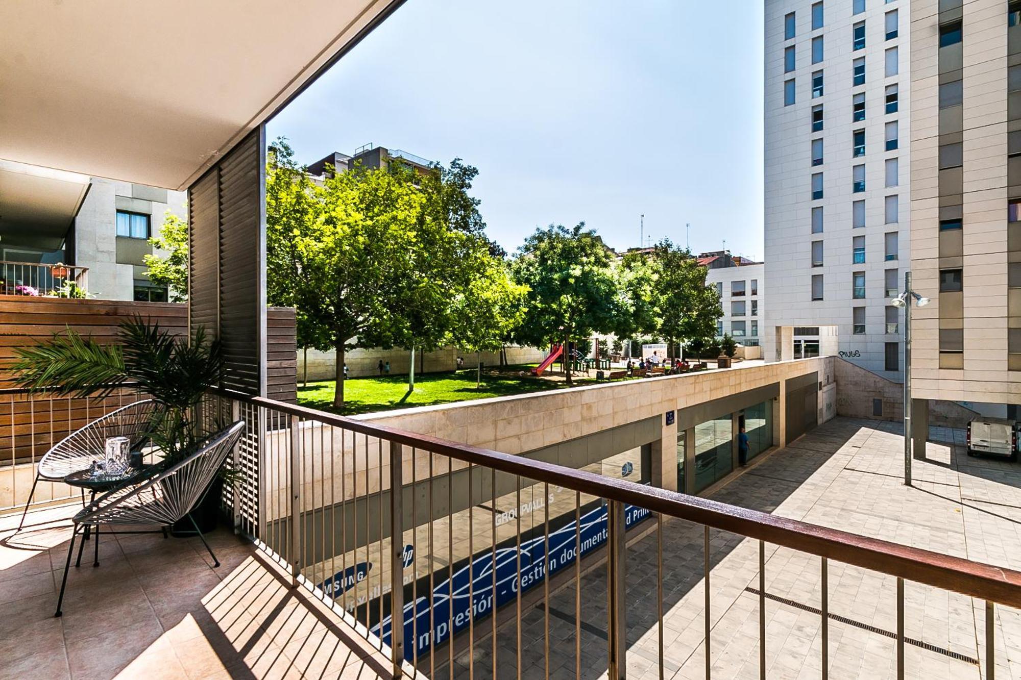 Top Family Apartment By Lofties Terrassa Exterior photo